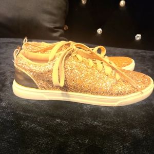 CAPE ROBBIN GOLD GLITTER METALLIC SNEAKERS SIZE 6